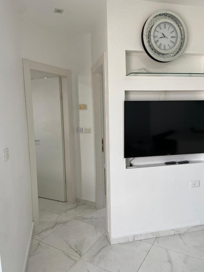 Amazing Suite On The Sea-סוויטה מדהימה על הים Bat Yam Eksteriør billede